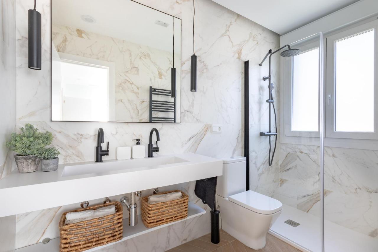 Bilbao Sensations.Old Town Exclusive Views&Parking Apartment ภายนอก รูปภาพ